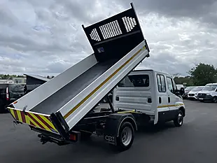 Used 2023 Iveco Daily Double Cab Tipper White - Interior and Exterior details 3