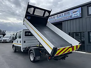 Used 2023 Iveco Daily Double Cab Tipper White - Interior and Exterior details 4