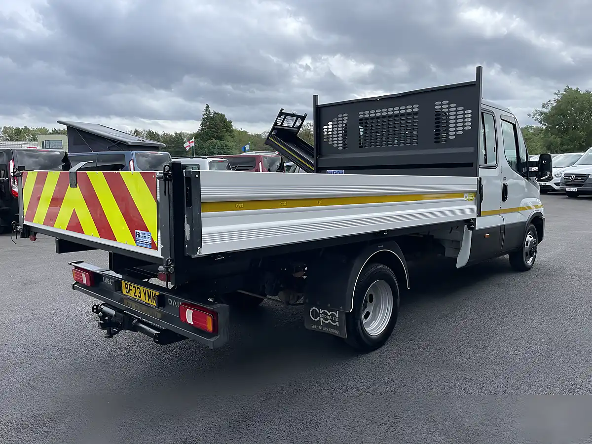 Used 2023 Iveco Daily Double Cab Tipper White - Interior and Exterior details 8