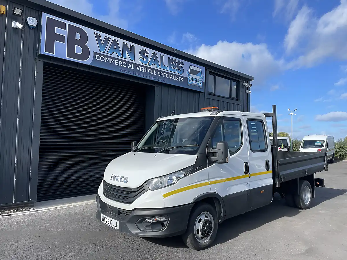 Used 2023 Iveco Daily Double Cab Tipper White - Interior and Exterior details 12