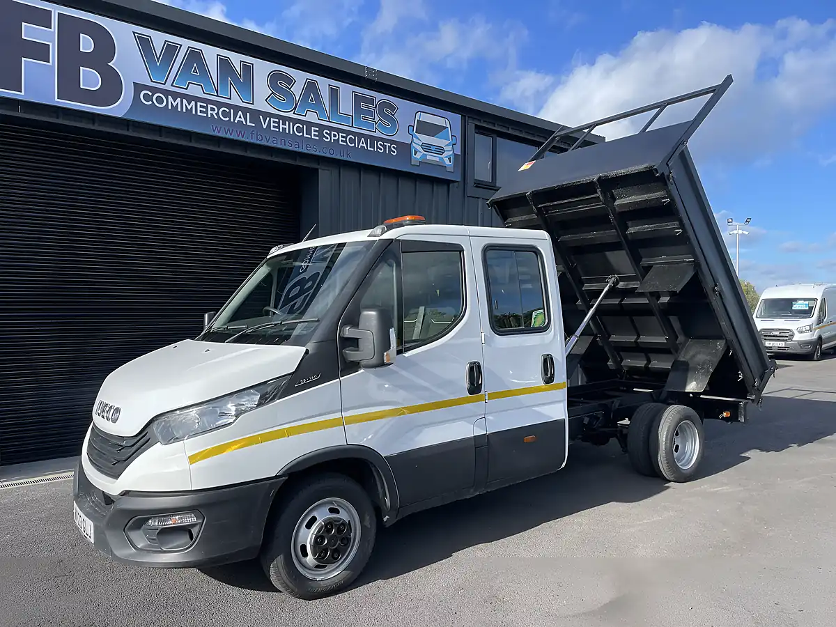 Used 2023 Iveco Daily Double Cab Tipper White - Interior and Exterior details 2
