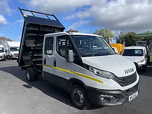 Used 2023 Iveco Daily Double Cab Tipper White - Interior and Exterior details 3
