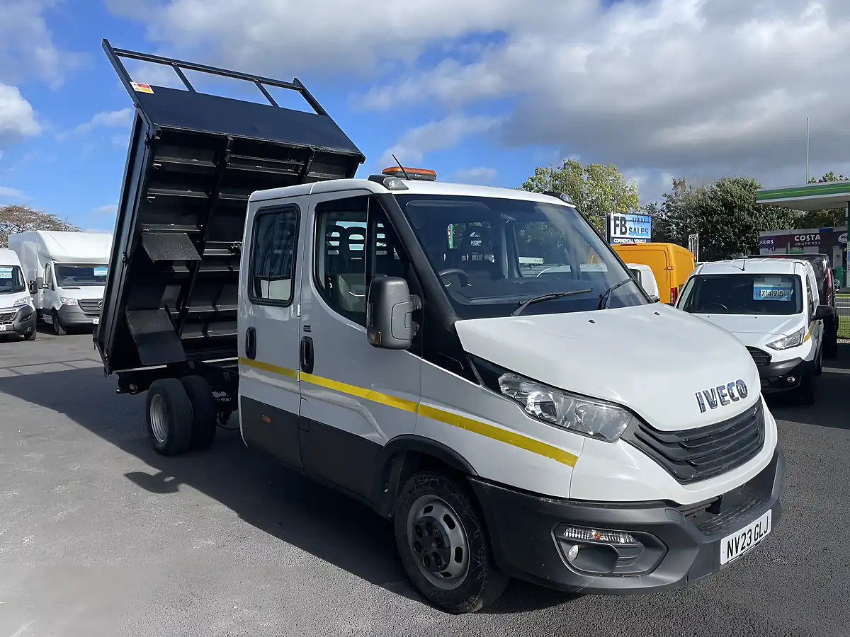 Used 2023 Iveco Daily Double Cab Tipper White - Interior and Exterior details 3