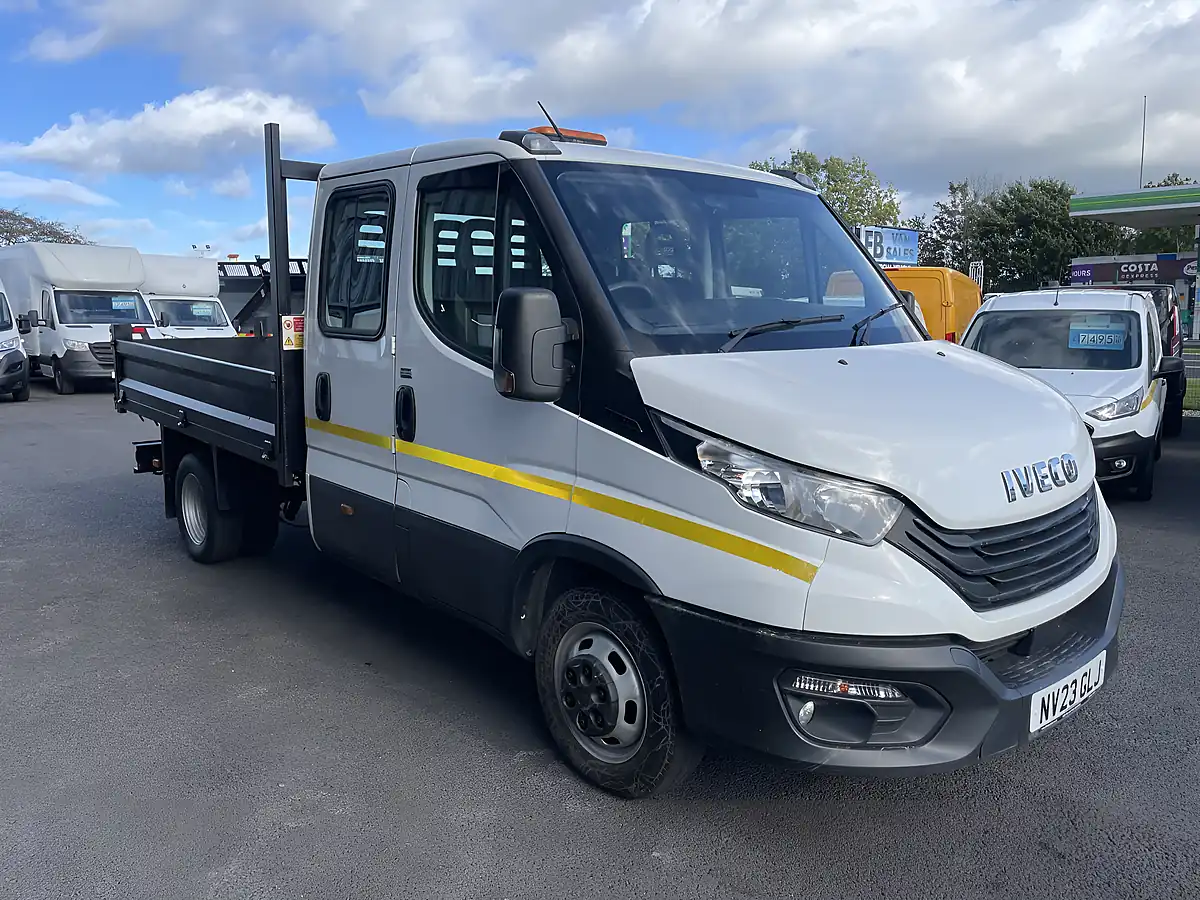 Used 2023 Iveco Daily Double Cab Tipper White - Interior and Exterior details 8