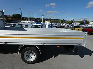 Used 2023 Iveco Daily Dropside Pickup White - Interior and Exterior details 12