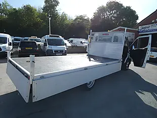 Used 2023 Iveco Daily Dropside Pickup White - Interior and Exterior details 19