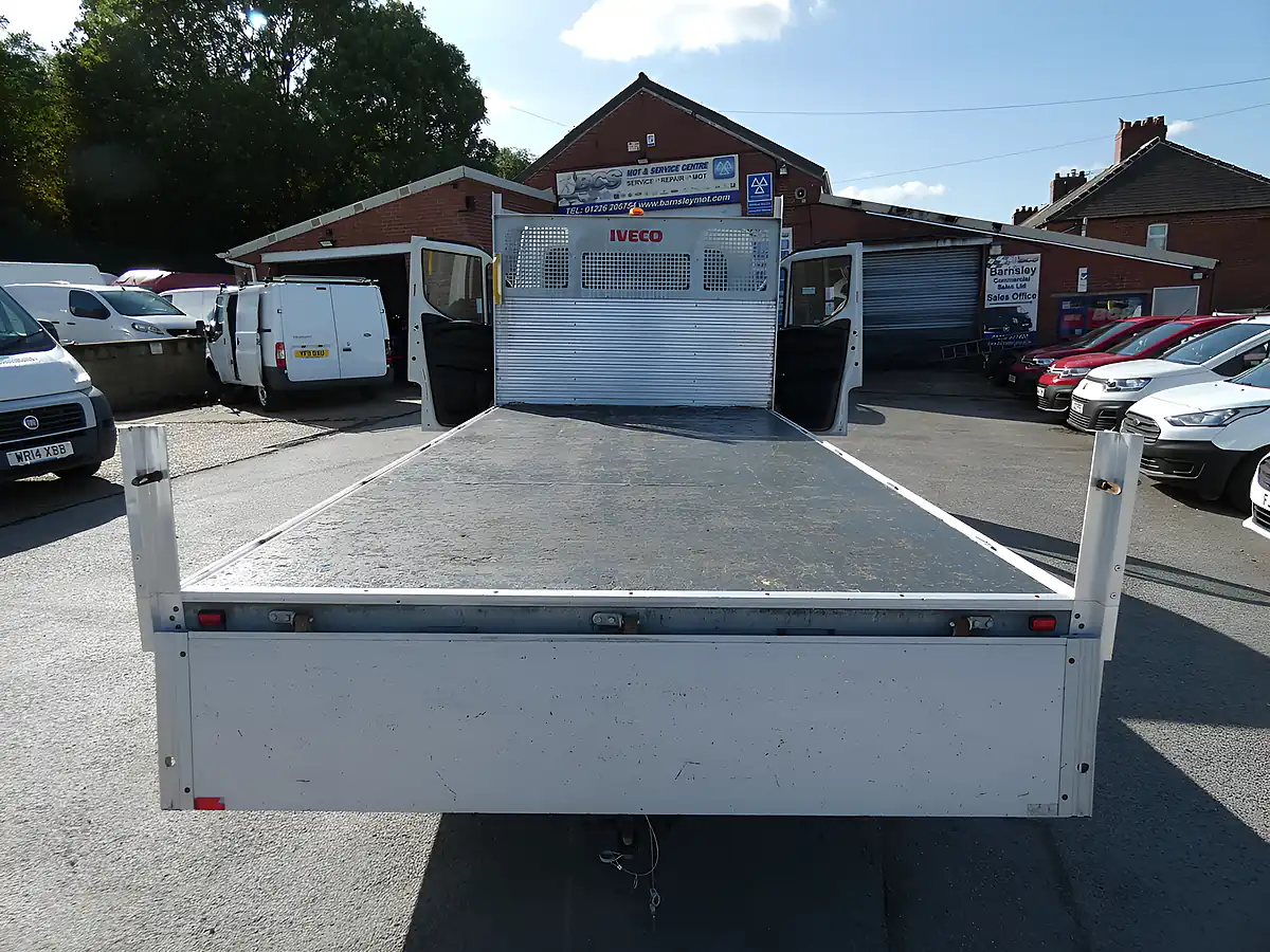 Used 2023 Iveco Daily Dropside Pickup White - Interior and Exterior details 3