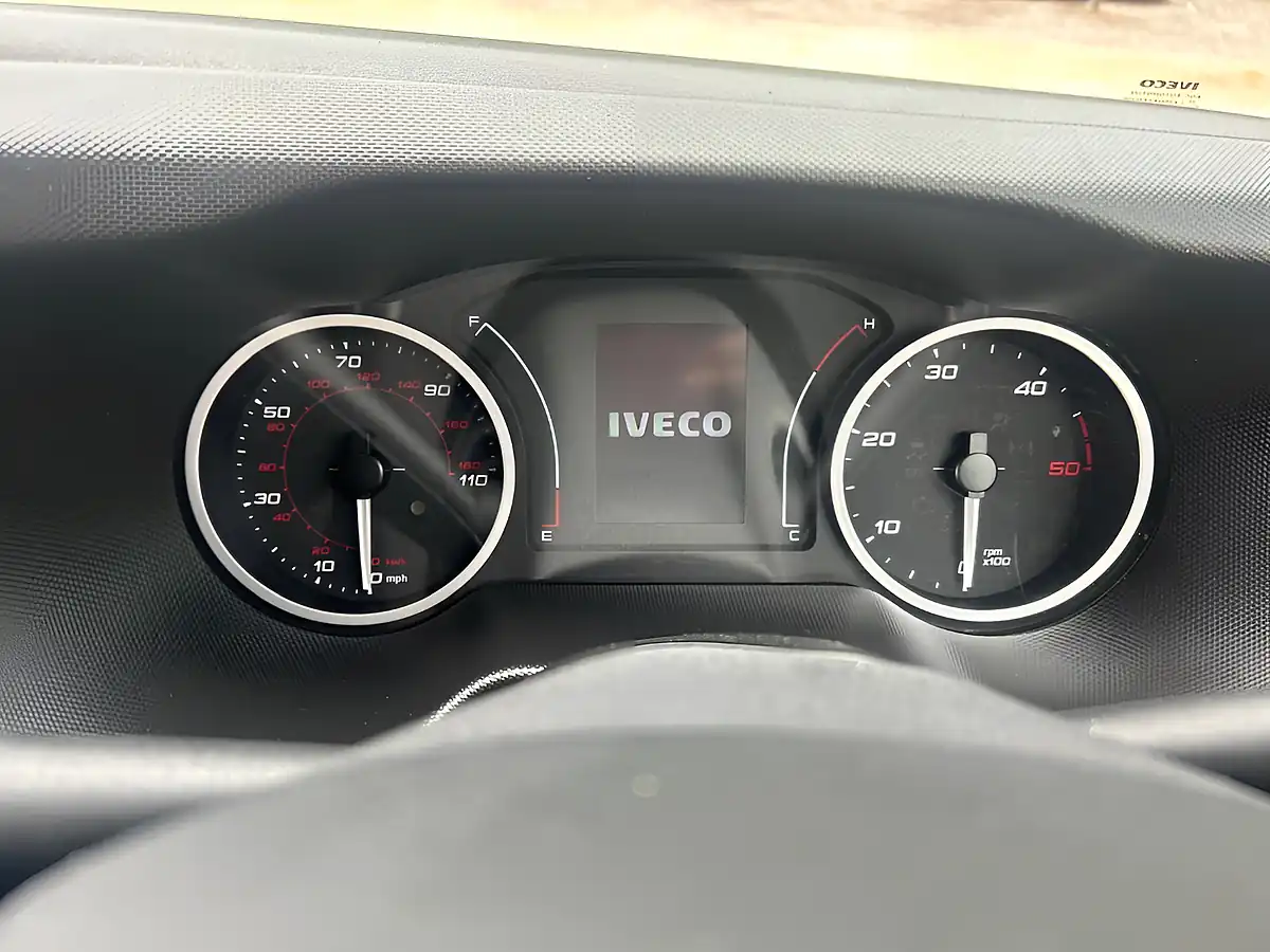 Used 2023 Iveco Daily Mwb White - Interior and Exterior details 12