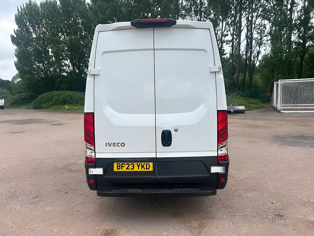 Used 2023 Iveco Daily Mwb White - Interior and Exterior details 8
