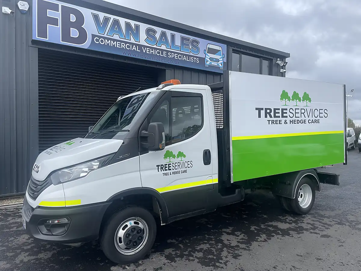 Used 2023 Iveco Daily Single Cab Arb Tipper White - Interior and Exterior details 4