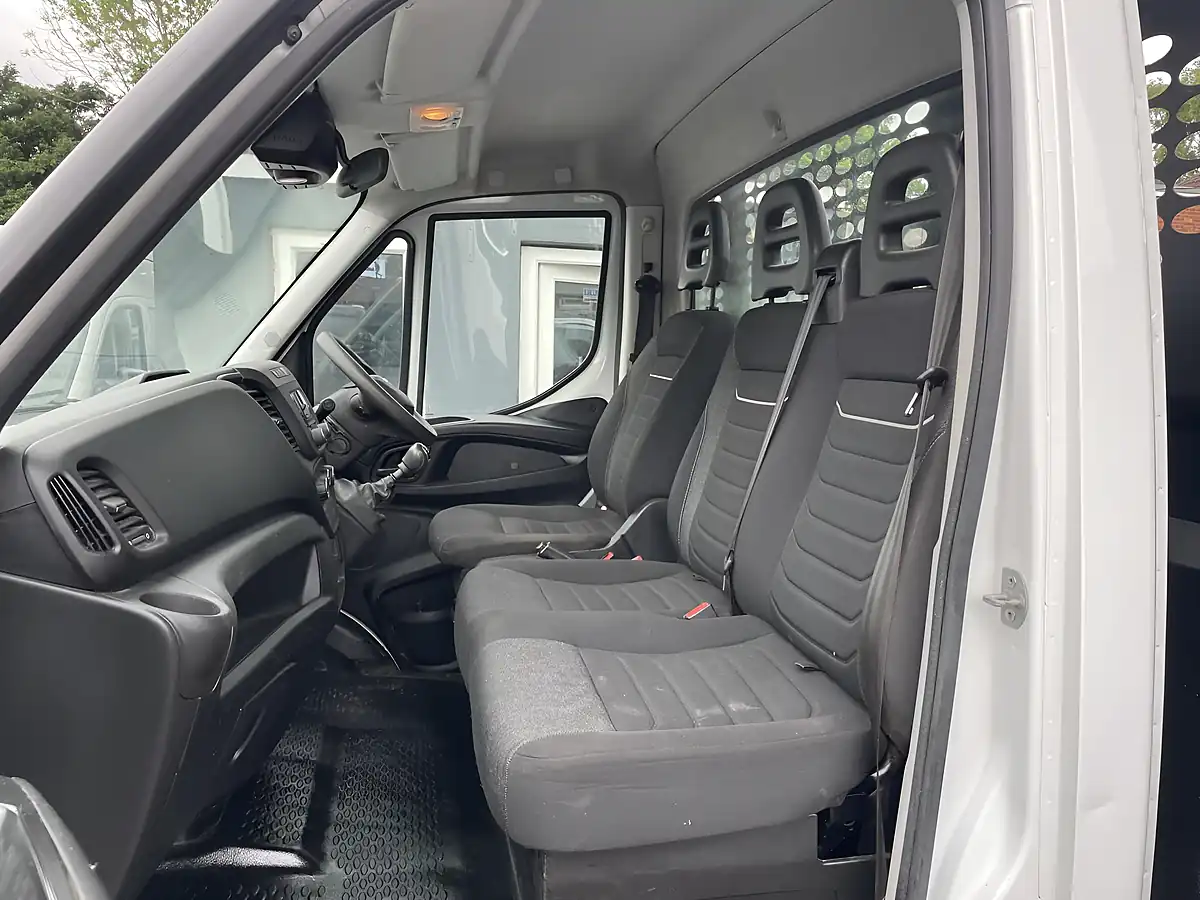 Used 2023 Iveco Daily Single Cab Tipper White - Interior and Exterior details 11
