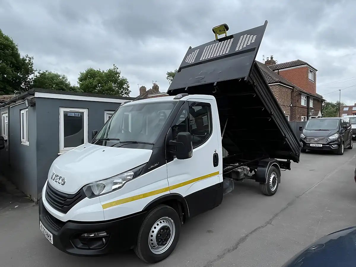 Used 2023 Iveco Daily Single Cab Tipper White - Interior and Exterior details 12