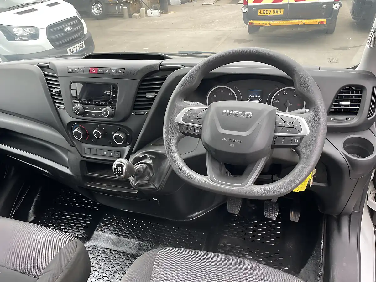 Used 2023 Iveco Daily Single Cab Tipper White - Interior and Exterior details 5