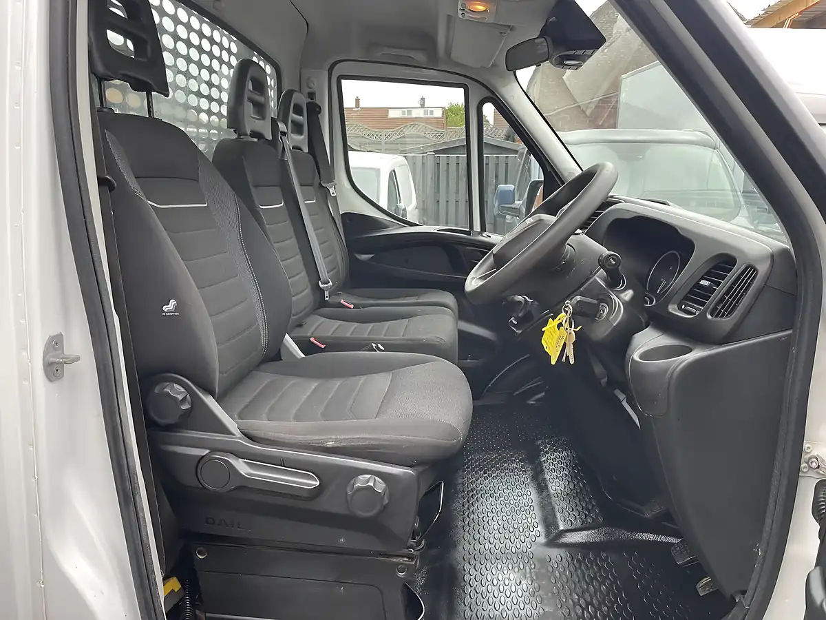 Used 2023 Iveco Daily Single Cab Tipper White - Interior and Exterior details 6