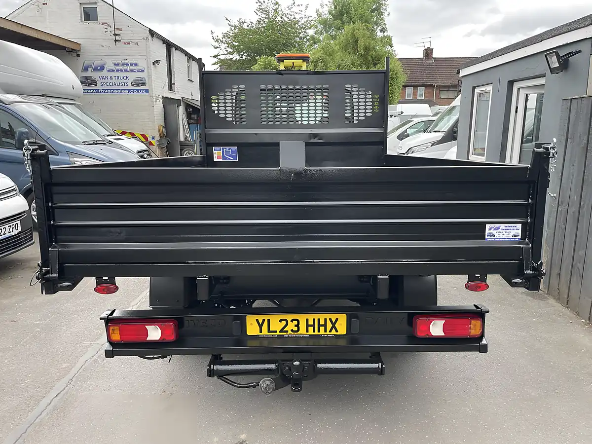 Used 2023 Iveco Daily Single Cab Tipper White - Interior and Exterior details 8