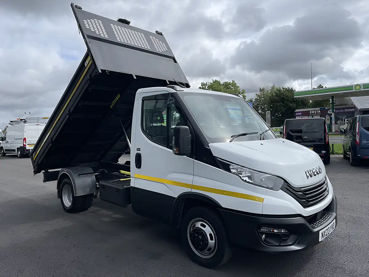 Used 2023 Iveco Daily Single Cab Tipper White - Interior and Exterior details 2