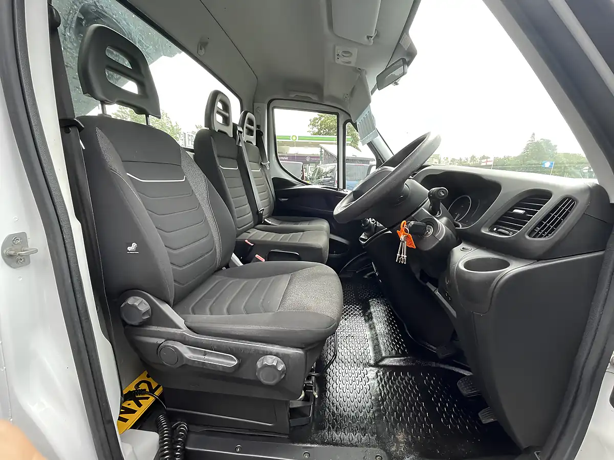 Used 2023 Iveco Daily Single Cab Tipper White - Interior and Exterior details 6