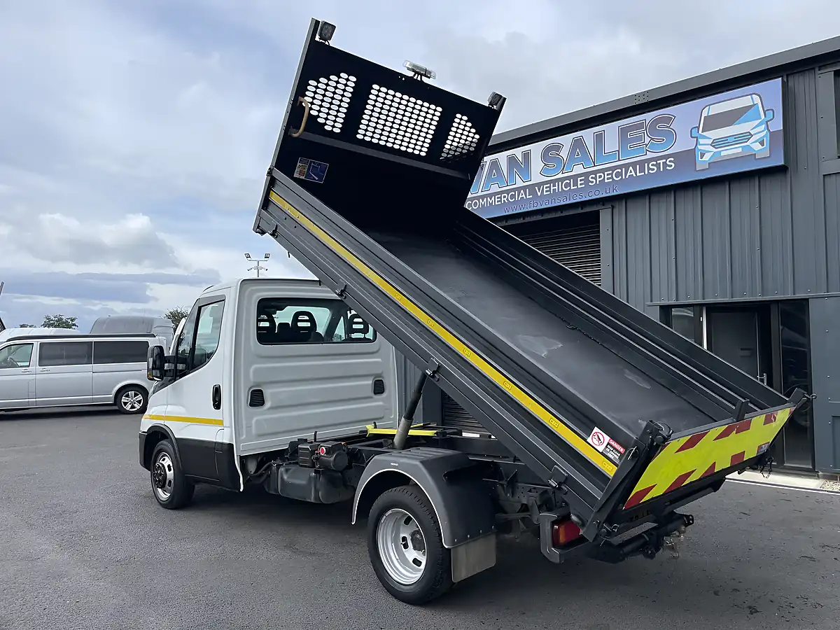 Used 2023 Iveco Daily Single Cab Tipper White - Interior and Exterior details 9