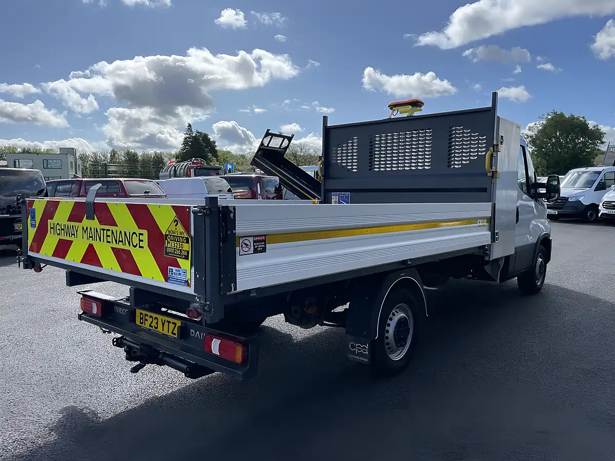Used 2023 Iveco Daily Tipper White - Interior and Exterior details 13