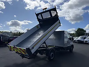 Used 2023 Iveco Daily Tipper White - Interior and Exterior details 4
