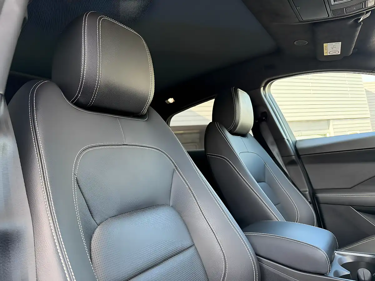 Used 2023 Jaguar E-Pace R-Dynamic Black White - Interior and Exterior details 9