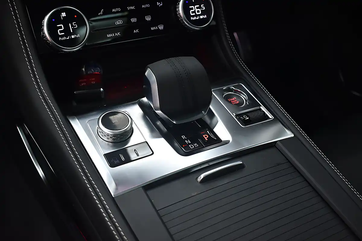 Used 2023 Jaguar F-Pace R-Dynamic Black Black - Interior and Exterior details 8