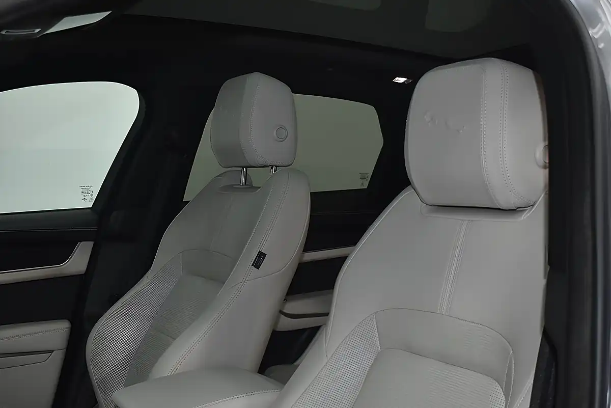 Used 2023 Jaguar F-Pace R-Dynamic Black Grey - Interior and Exterior details 4