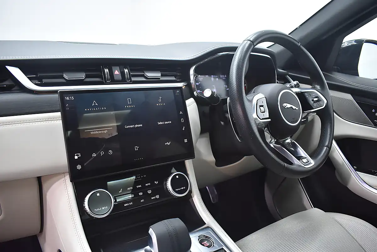 Used 2023 Jaguar F-Pace R-Dynamic Black Grey - Interior and Exterior details 8