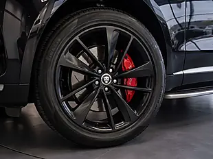 Used 2023 Jaguar F-Pace R-Dynamic Se Black Black - Interior and Exterior details 15