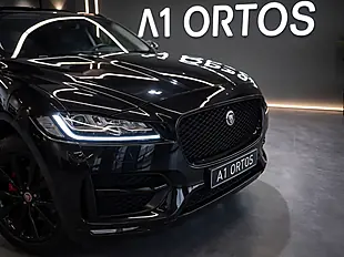 Used 2023 Jaguar F-Pace R-Dynamic Se Black Black - Interior and Exterior details 9
