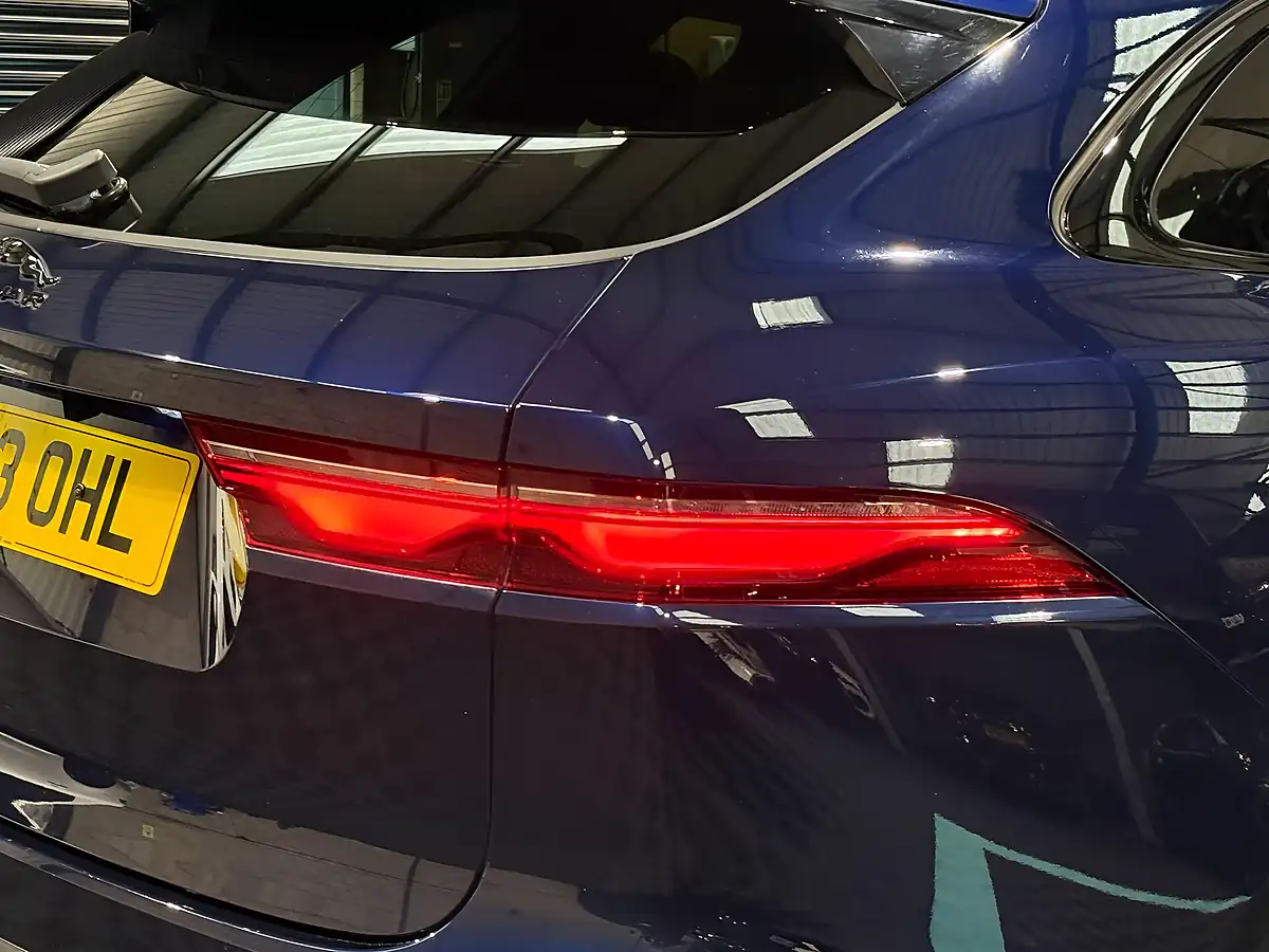Used 2023 Jaguar F-Pace R-Dynamic Se Black Blue - Interior and Exterior details 11