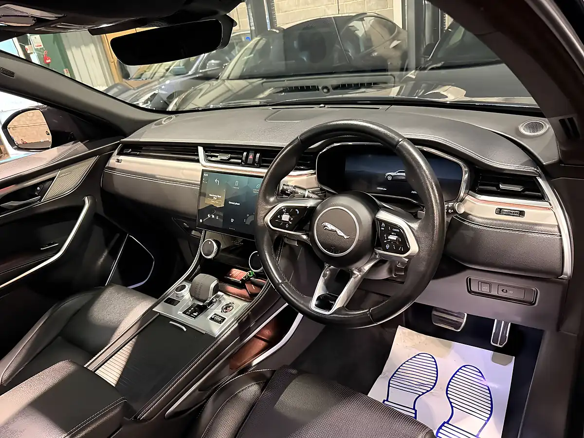 Used 2023 Jaguar F-Pace R-Dynamic Se Black Blue - Interior and Exterior details 12