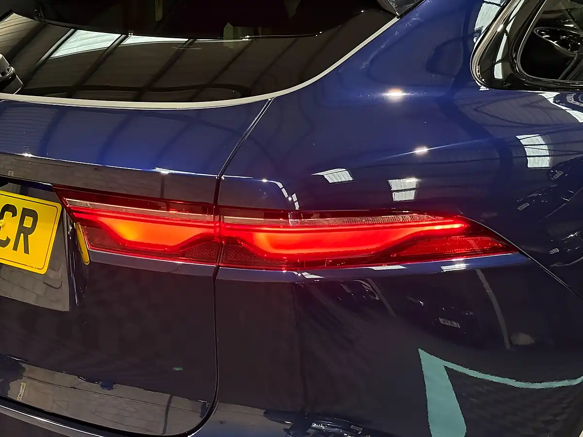 Used 2023 Jaguar F-Pace R-Dynamic Se Black Blue - Interior and Exterior details 12