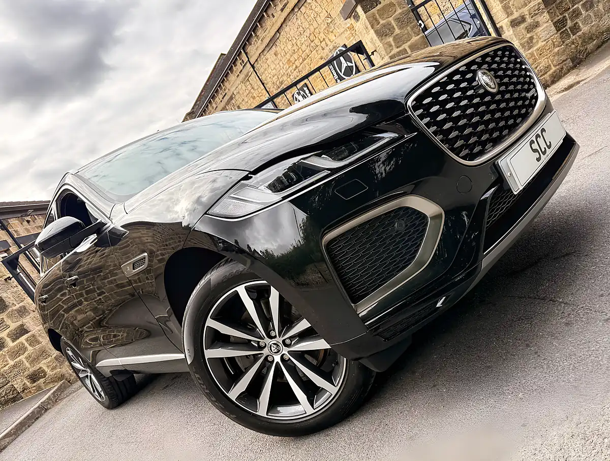 Used 2023 Jaguar F-Pace R-Dynamic Se Santorini Black - Interior and Exterior details 3