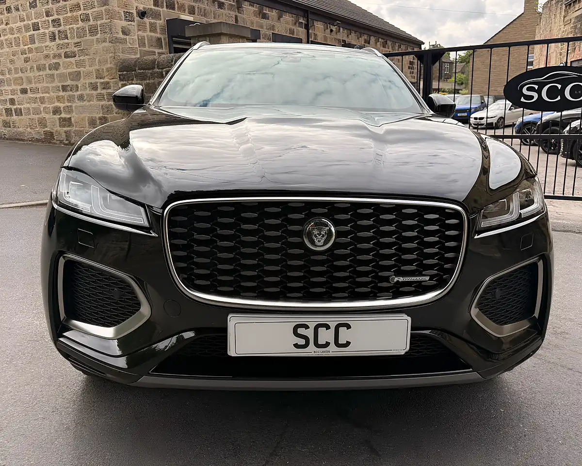 Used 2023 Jaguar F-Pace R-Dynamic Se Santorini Black - Interior and Exterior details 4