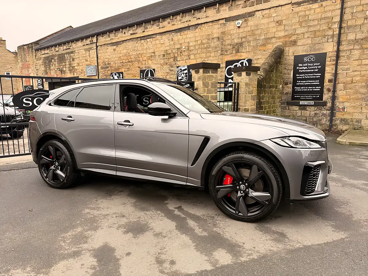 Used 2023 Jaguar F-Pace Svr Eiger Grey - Interior and Exterior details 7