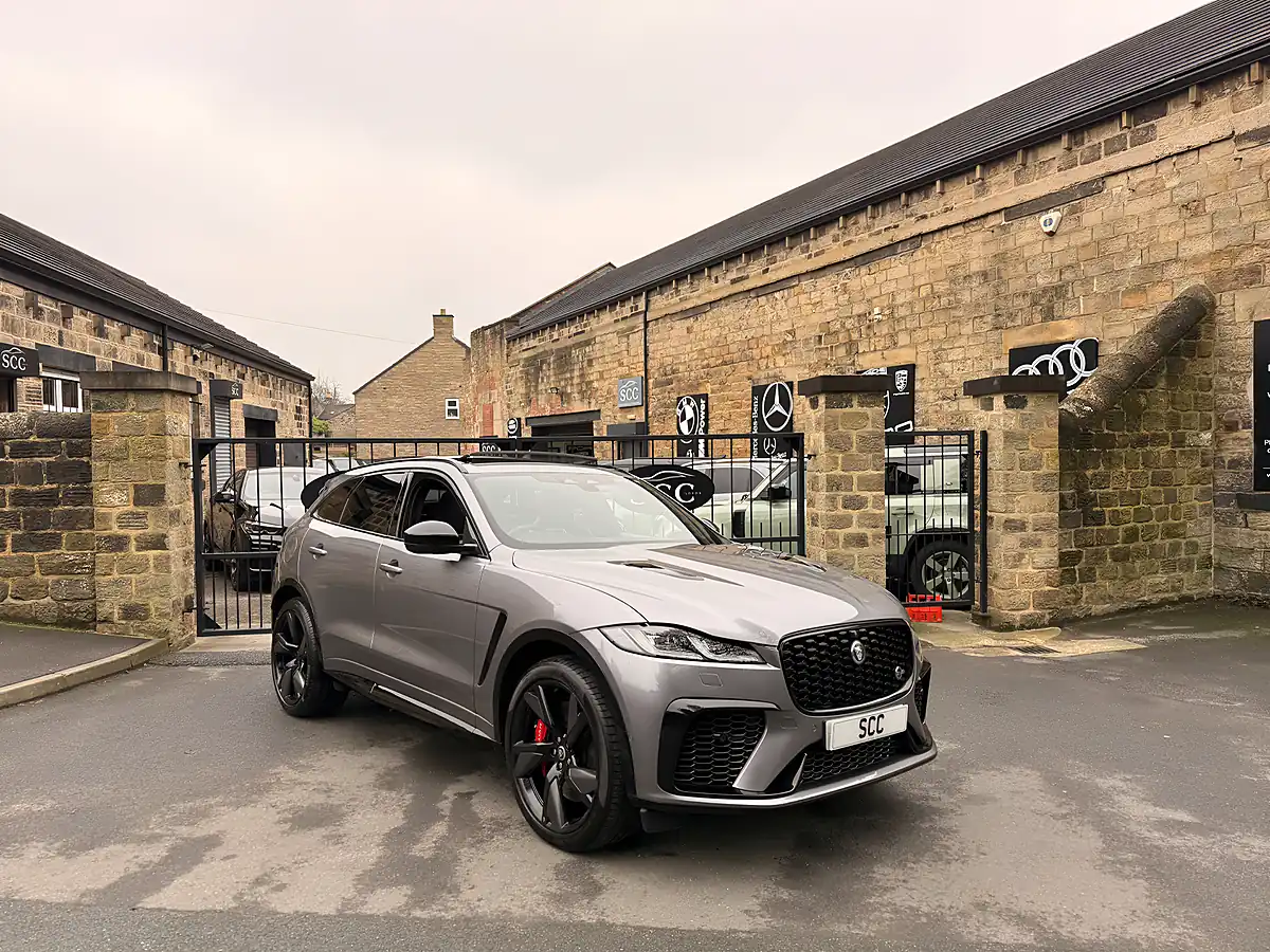 Used 2023 Jaguar F-Pace Svr Eiger Grey - Interior and Exterior details 8