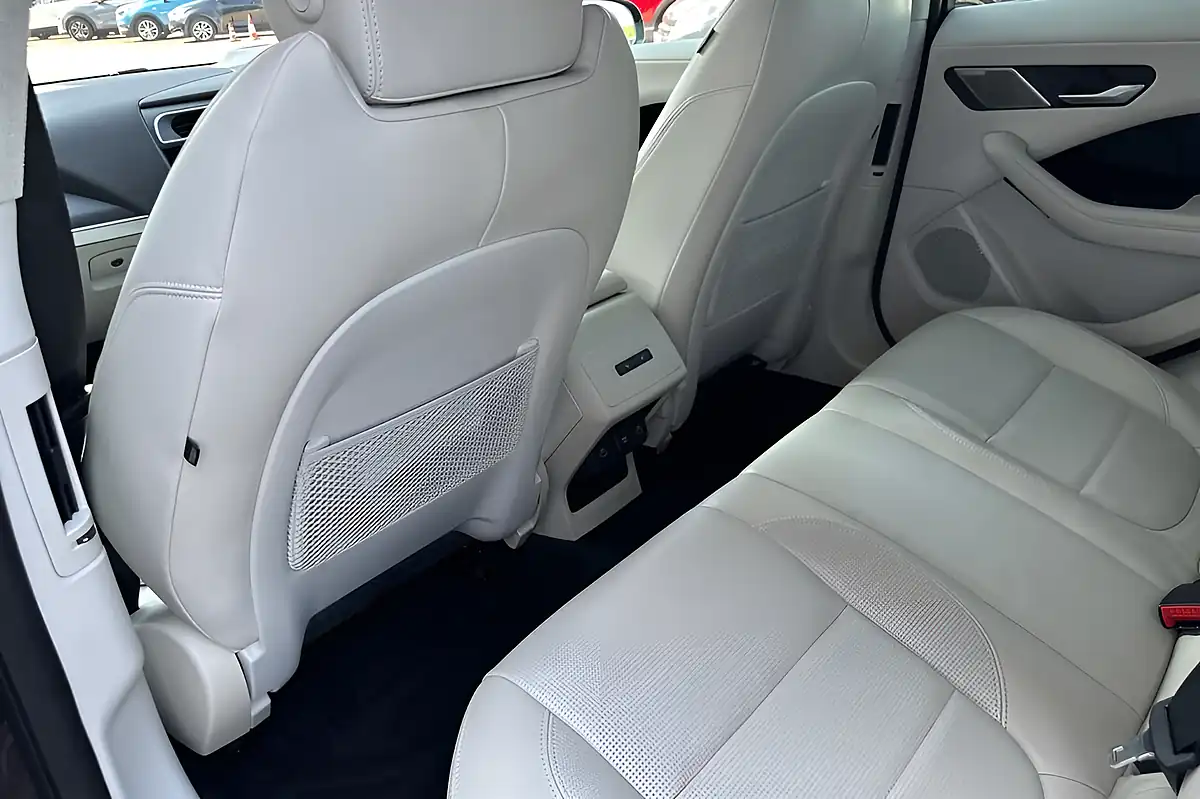 Used 2023 Jaguar I-Pace R-Dynamic Hse Black Portofino Blue - Interior and Exterior details 15