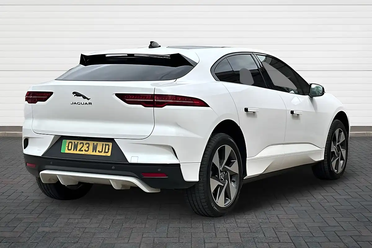 Used 2023 Jaguar I-Pace R-Dynamic Se Black Ostuni Pearl White - Interior and Exterior details 3