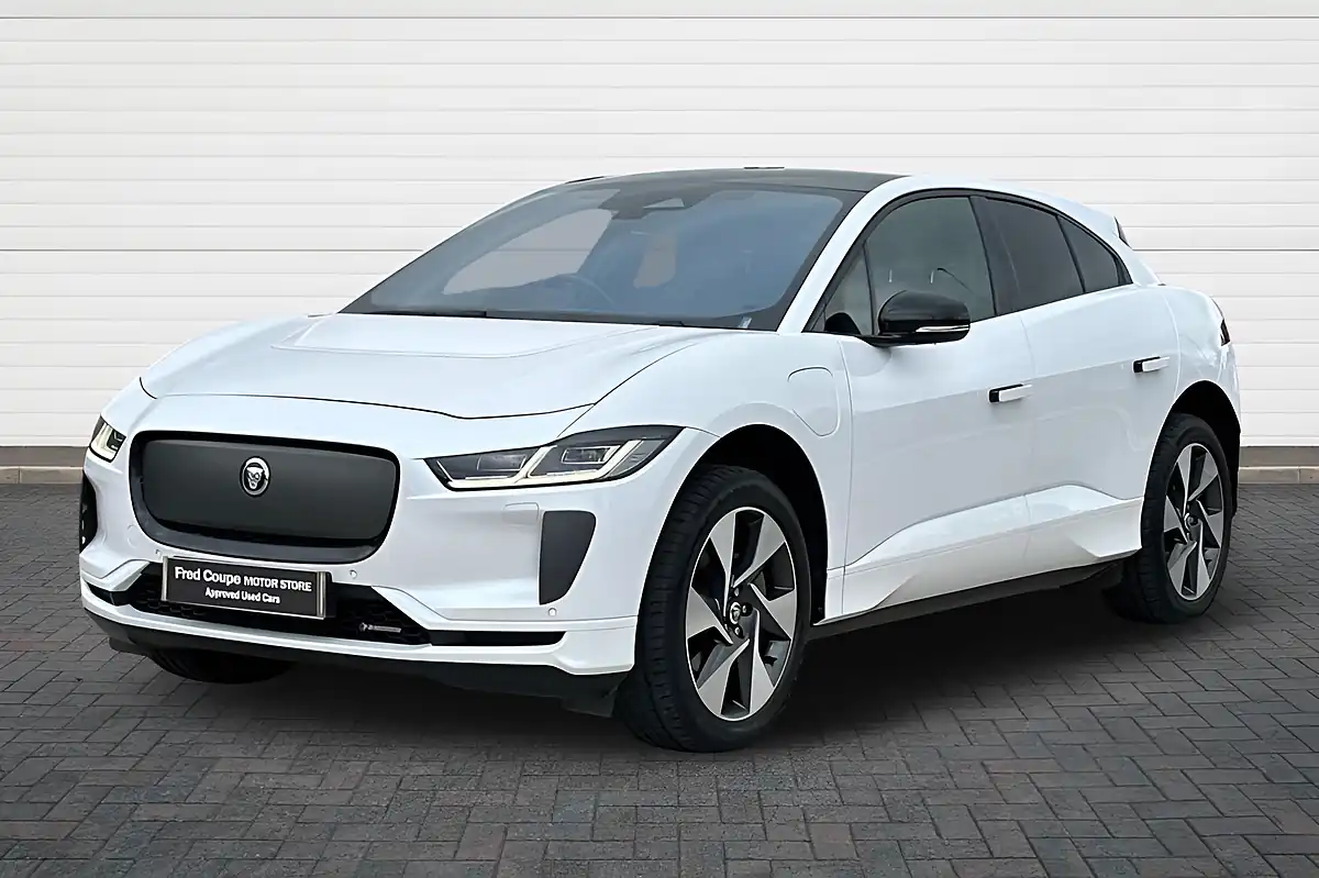 Used 2023 Jaguar I-Pace R-Dynamic Se Black Ostuni Pearl White - Interior and Exterior details 7