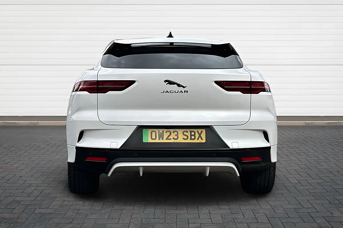 Used 2023 Jaguar I-Pace R-Dynamic Se Black Ostuni Pearl White - Interior and Exterior details 4