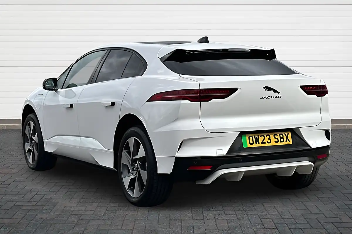 Used 2023 Jaguar I-Pace R-Dynamic Se Black Ostuni Pearl White - Interior and Exterior details 5