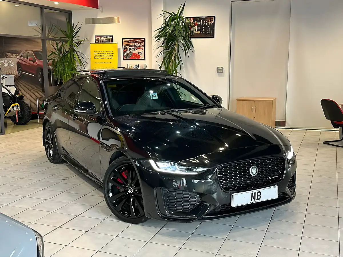 Used 2023 Jaguar Xe R-Dynamic Se Black Black - Front View