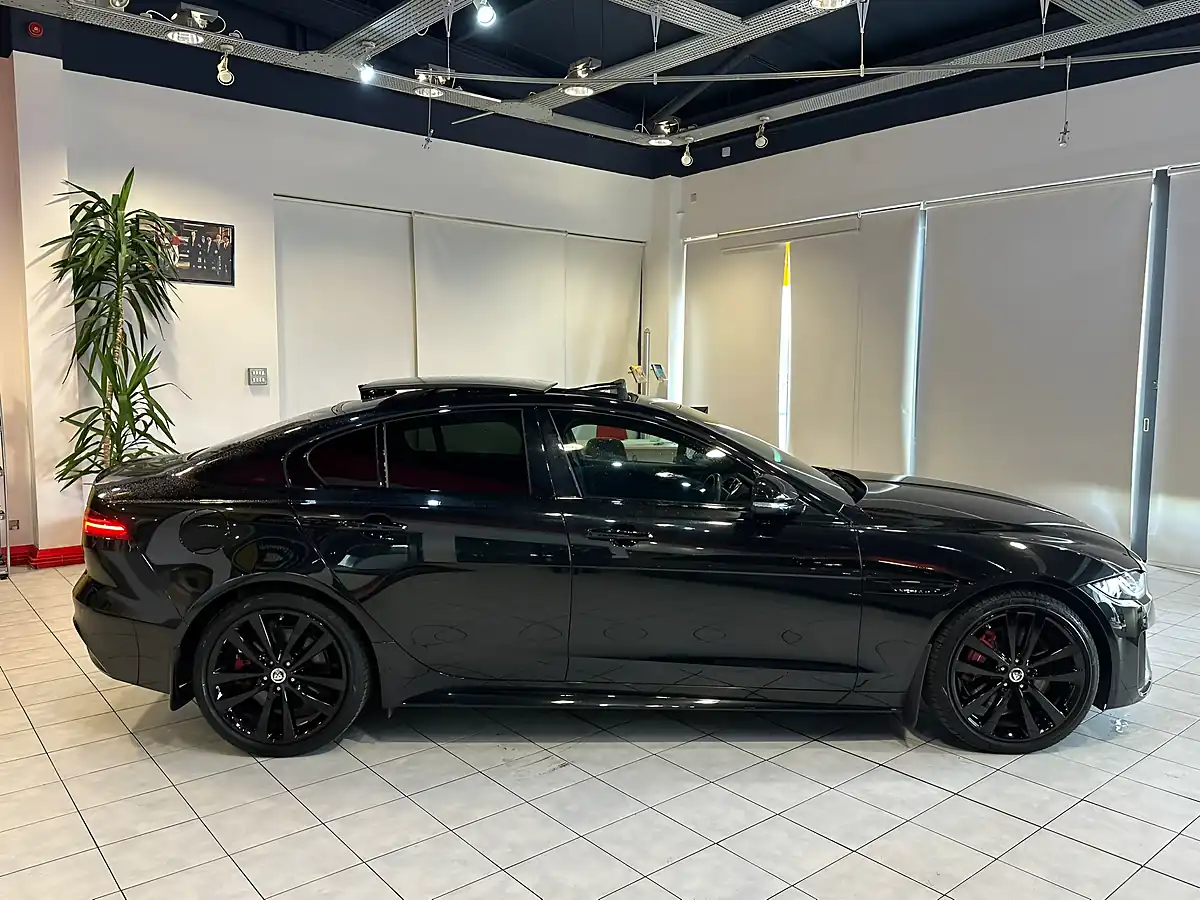 Used 2023 Jaguar Xe R-Dynamic Se Black Black - Interior and Exterior details 7