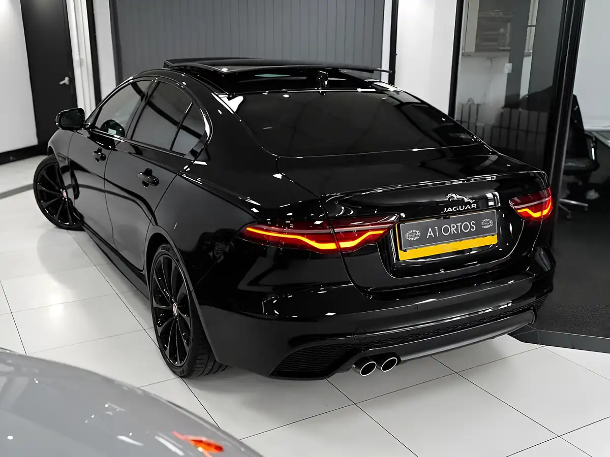 Used 2023 Jaguar Xe R-Dynamic Se Santorini Black - Interior and Exterior details 17
