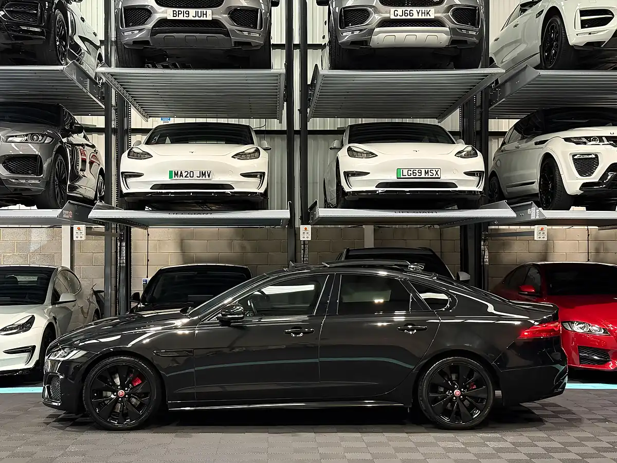 Used 2023 Jaguar Xf R-Dynamic Black Black - Interior and Exterior details 6