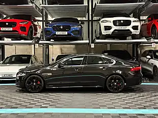 Used 2023 Jaguar Xf R-Dynamic Se Black - Interior and Exterior details 6