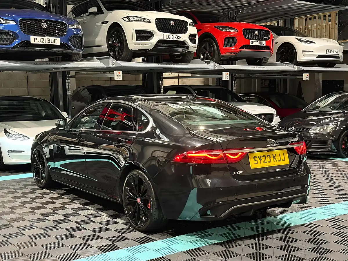 Used 2023 Jaguar Xf R-Dynamic Se Black - Interior and Exterior details 7