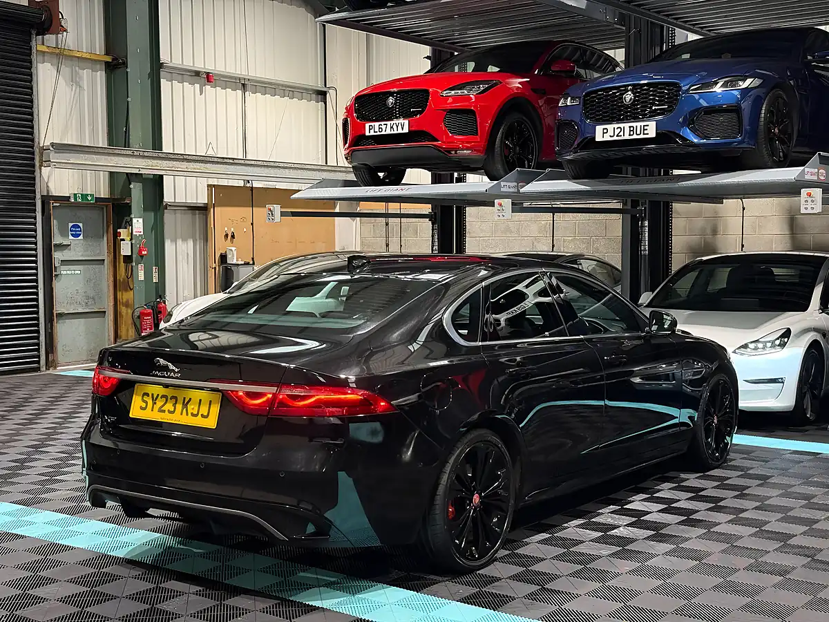 Used 2023 Jaguar Xf R-Dynamic Se Black - Interior and Exterior details 9