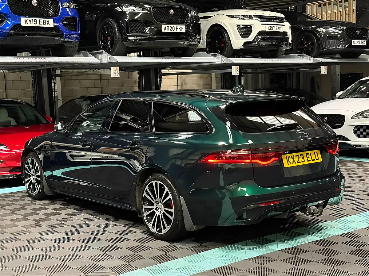 Used 2023 Jaguar Xf R-Dynamic Se Black Sportbrake British Racing Green - Interior and Exterior details 7